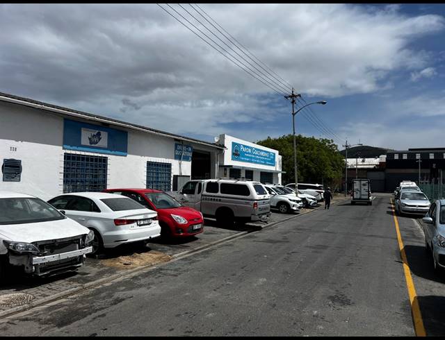 815M² STORAGE UNIT TO LET IN PAROW EAST